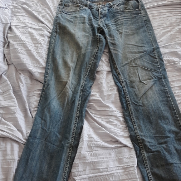 Bench  vintage distressed bootcut jeans 36 long - Picture 8 of 14
